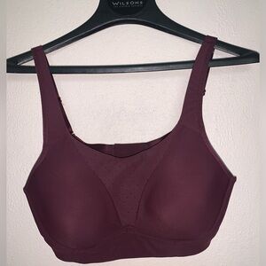 Lululemon Gently used sport bra.